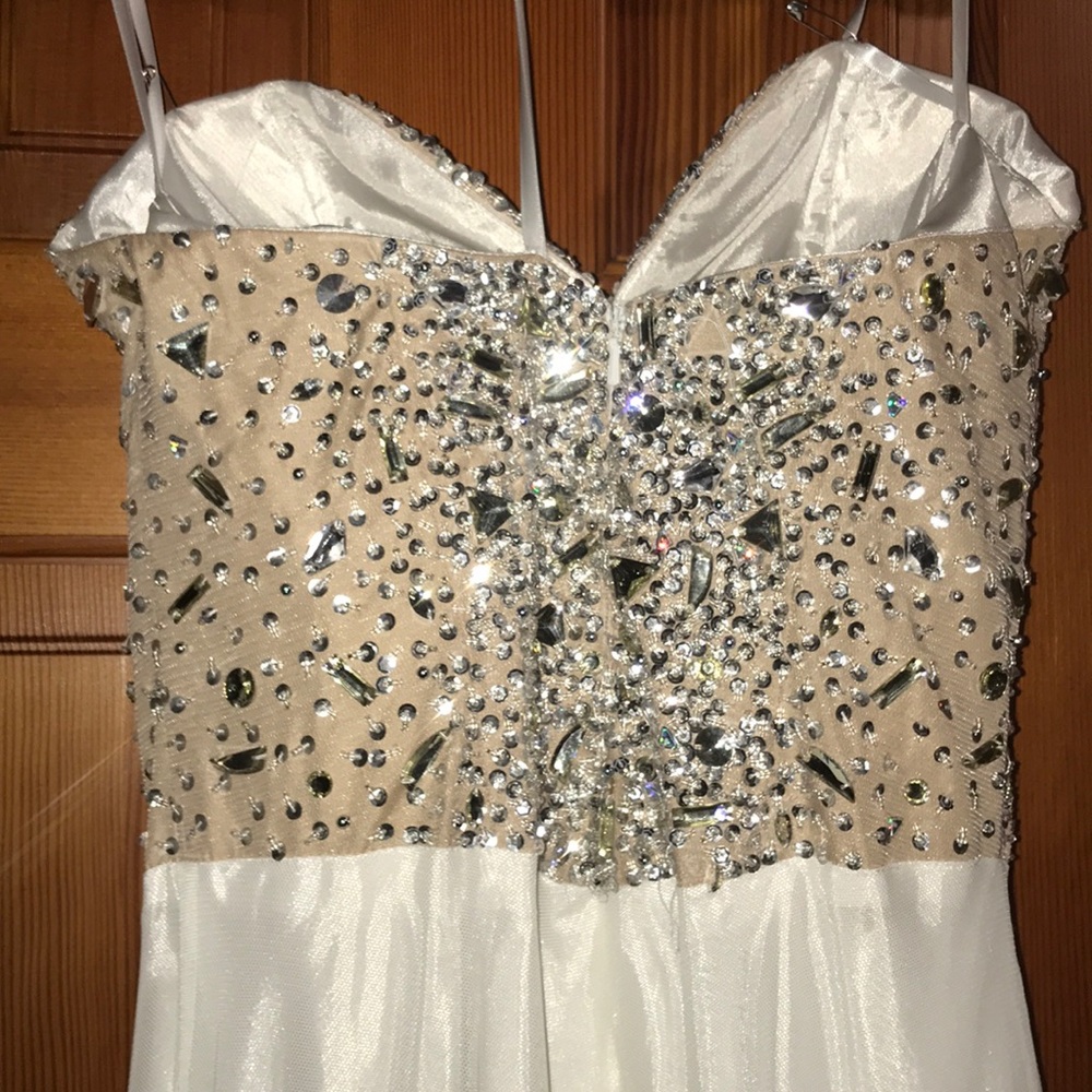 Prom Dress - Picture 3 of 5